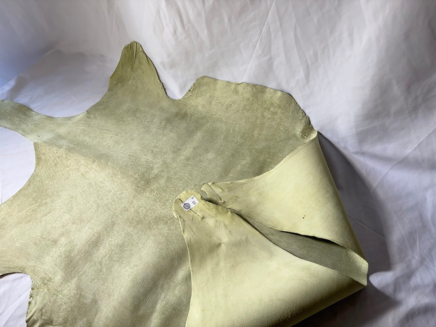 シカ革セ ーム革ヌバック ハードタイプ ヨモギカラーレザーAランク 53ds 1㎜