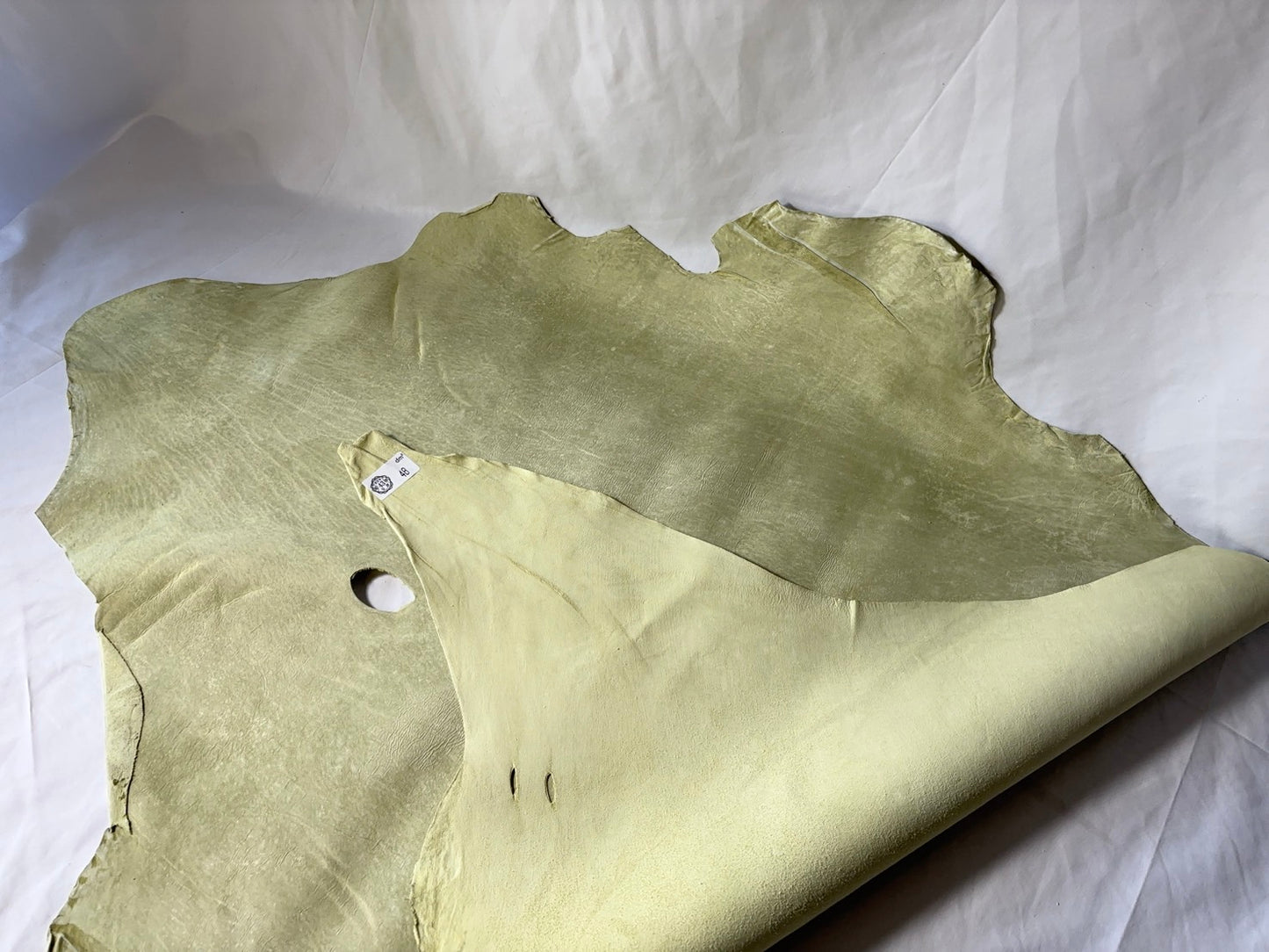 シカ革セ ーム革ヌバック ハードタイプ ヨモギカラーレザーAランク 48ds 1㎜