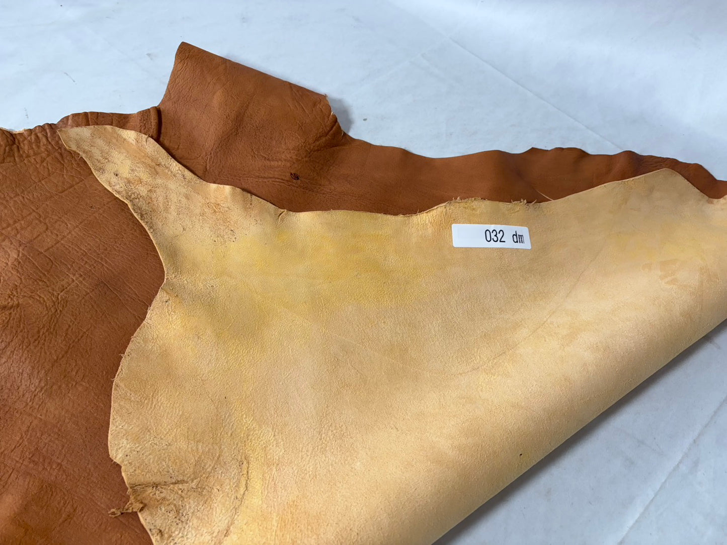 シカ革(ヌメ)ソフトタイプ キャメルカラー AAランク32ds 1.2mm 銀面あり