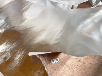 鹿革(ヌメ)シルバーカラー銀箔　Aランク70ds　0.8ｍｍ～１㎜銀面あり　税込み価格　