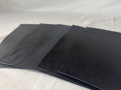 カットレザー１枚　ツキノワグマ　Aランク　A４サイズ