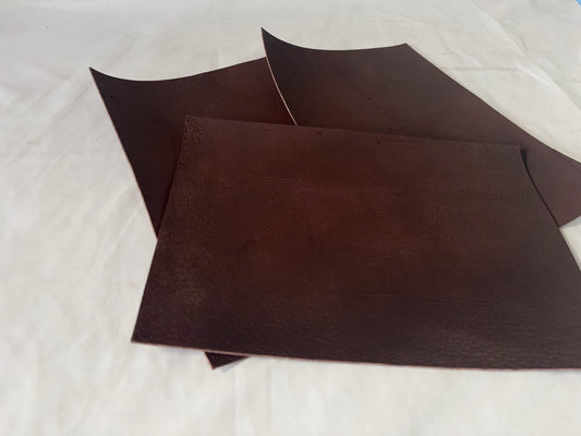 カットレザー１枚　猪ダークブラウン　Aランク　A4サイズ