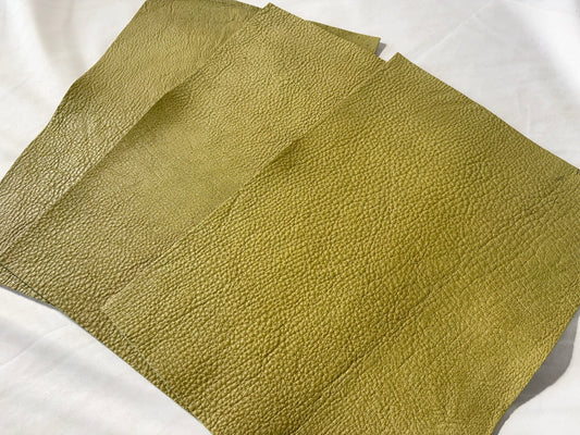カットレザー１枚　鹿革ソフト　ピスタチオカラー　Aランク　A4サイズ