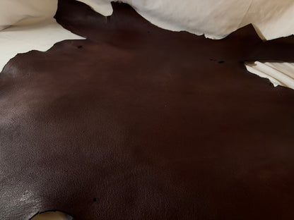 熊革(ツキノワグマ)ブラウンカラー　1.7㎜　54ds　Aランク　靴用