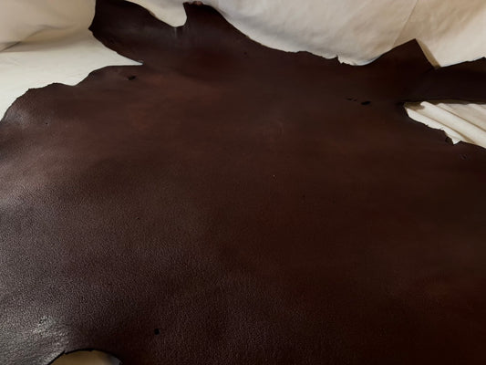 熊革(ツキノワグマ)ブラウンカラー　1.7㎜　54ds　Aランク　靴用