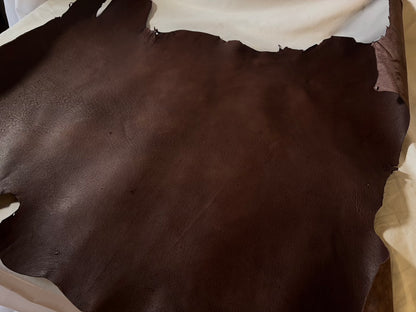 熊革(ツキノワグマ)ブラウンカラー　1.5㎜　61ds　Aランク　