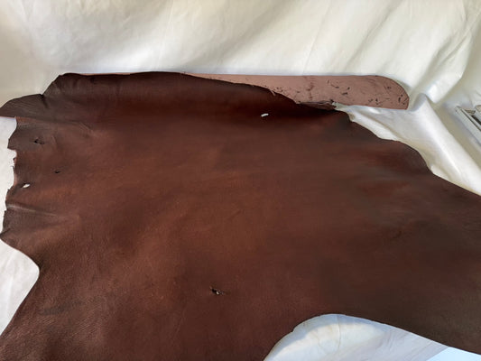 熊革(ツキノワグマ)ブラウンカラー　1.7㎜　76ds　Aランク　靴用