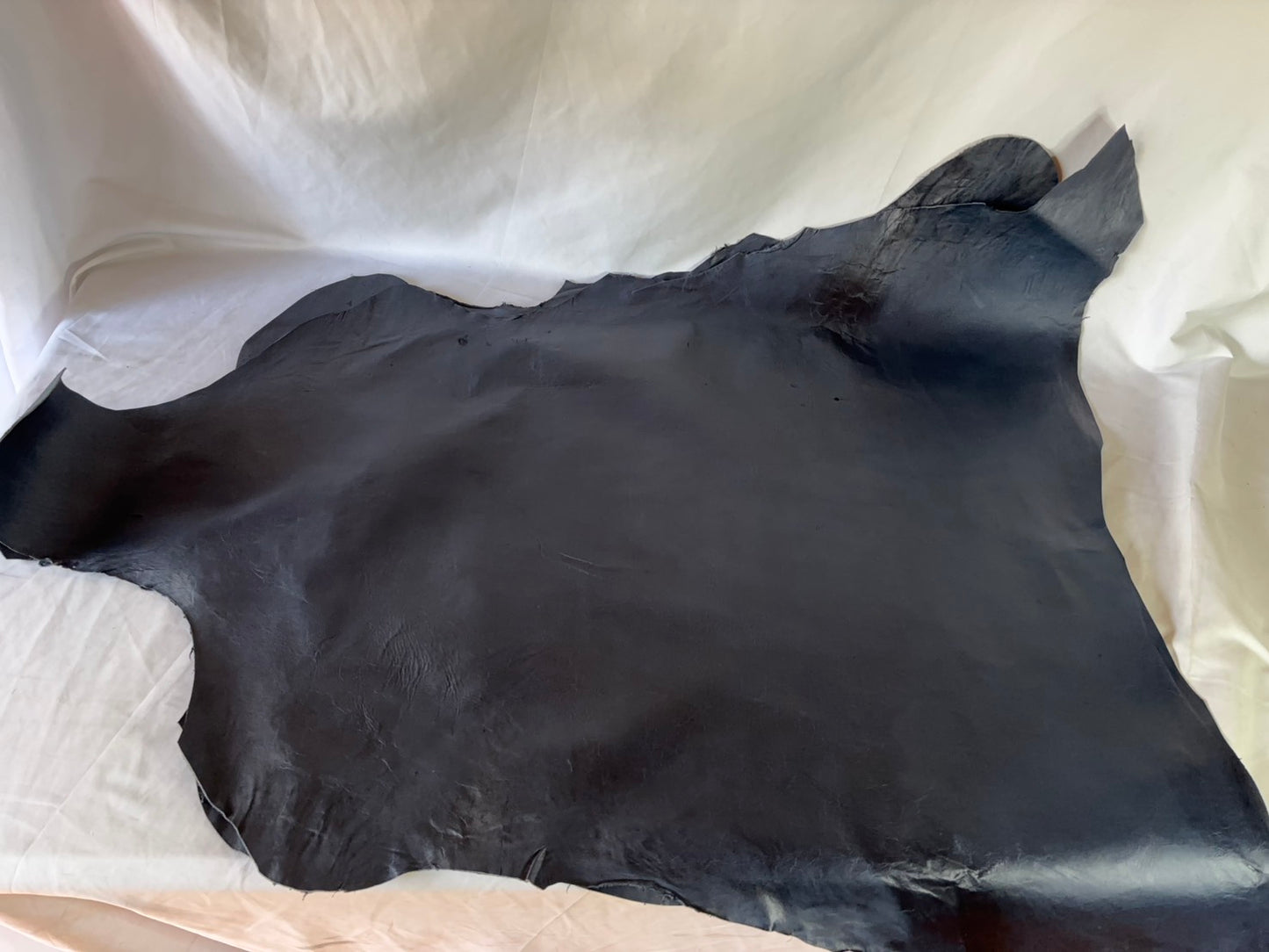 まとめ売り　シカ革(ヌメ)パリッとタイプ改セット　合計１００ds弱　0.6ｍｍ～１．２㎜　銀面あり　シボなし艶あり　