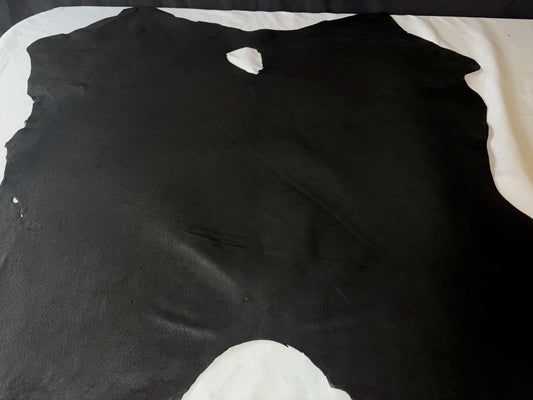 猪革(ヌメ)　ブラックカラー　Aランク69ds　1.6ｍｍ銀面あり　税込み価格 　傷あり