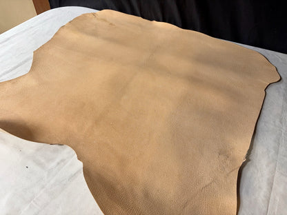 猪革(ヌメ)　生成りカラー　Aランク54ds　1.5ｍｍ銀面あり　税込み価格　